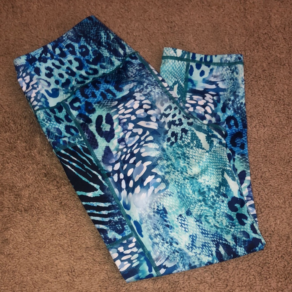 NWOT Constantly Varied Gear Blue Leopard Leggings